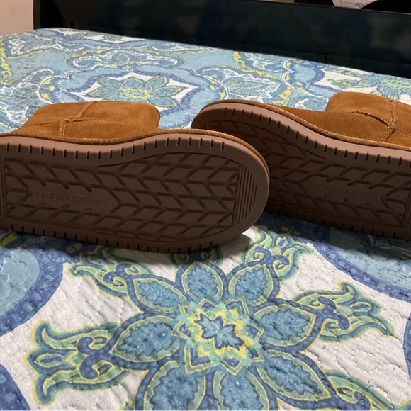 New Kookaburra by Ugg kid boots - Picture 4 of 5